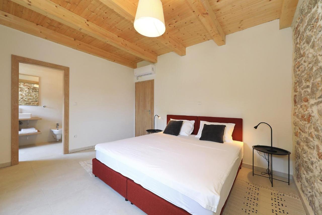 Villa Mira With A Heated Pool And A Sea View Božava Extérieur photo