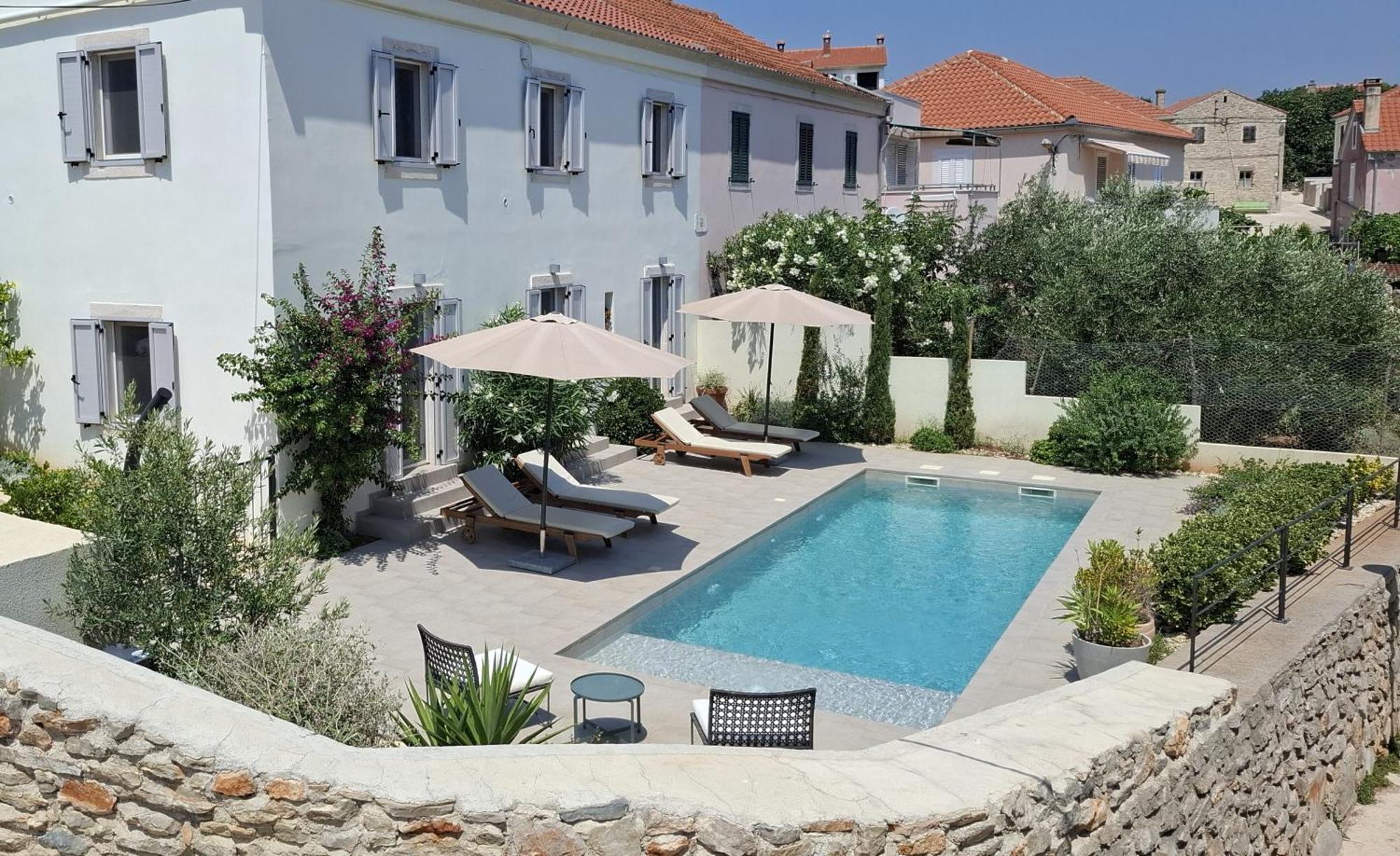 Villa Mira With A Heated Pool And A Sea View Božava Extérieur photo